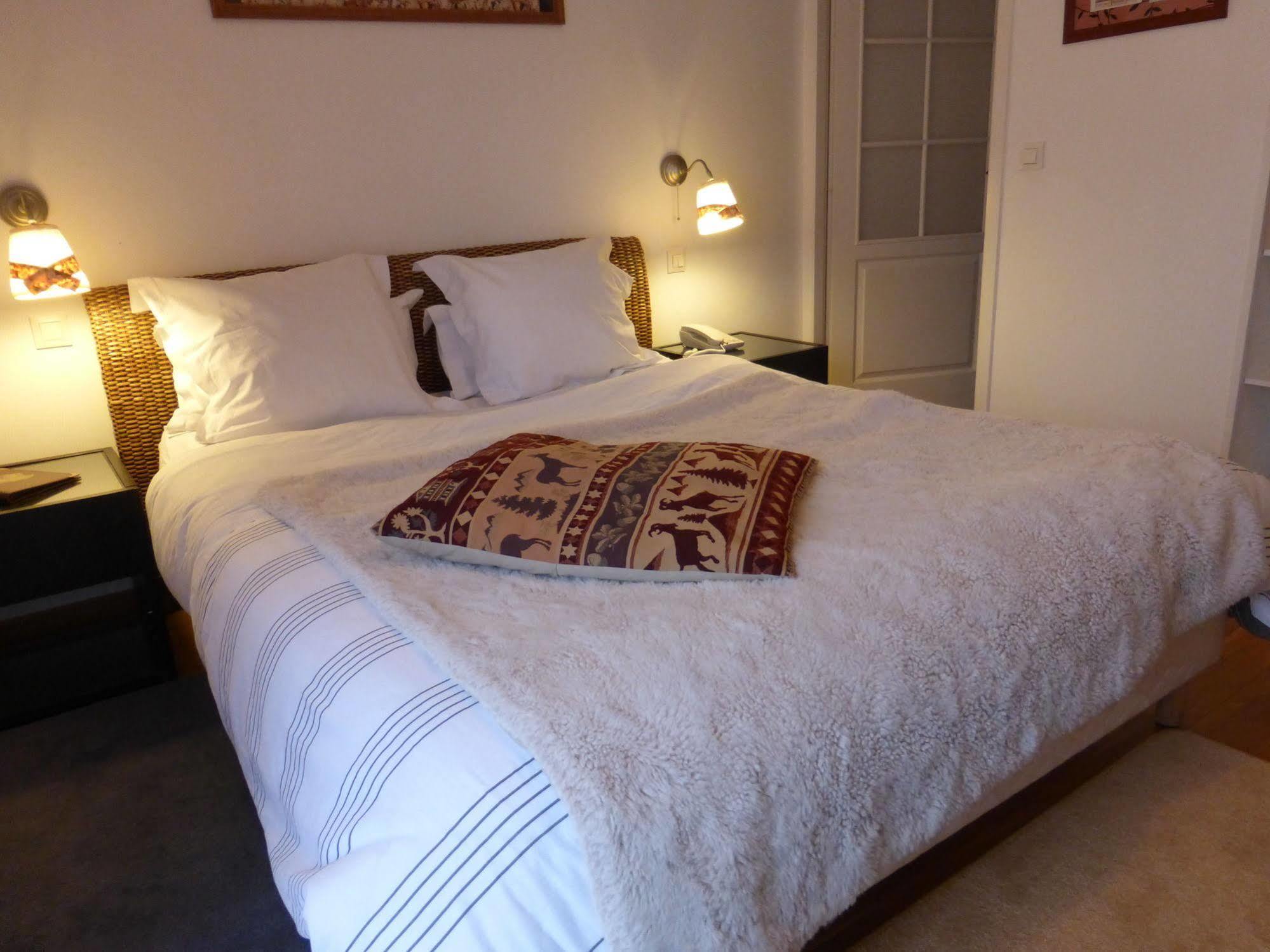Logis Hotel La Villa Boucicaut Chalon-sur-Saone Exterior photo